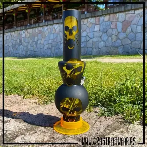 Bong 03